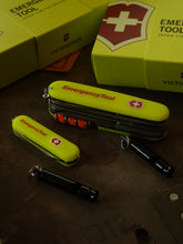 画像をギャラリービューアに読み込む, VICTORINOX EMERGENCY TOOL ビクトリノックス ハントマンライト/シグネイチャーライト