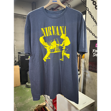 画像をギャラリービューアに読み込む, THRIFTY LOOK "NIRVANA"