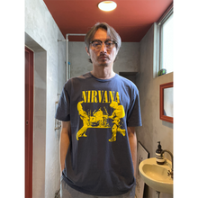 画像をギャラリービューアに読み込む, THRIFTY LOOK "NIRVANA"