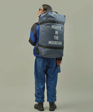 画像をギャラリービューアに読み込む, mountainresearch Duffle Bag 70
