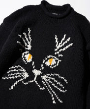 画像をギャラリービューアに読み込む, THRIFTY LOOK / HAND KNITTING "CAT" ROLL NECK SWEATER
