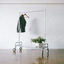 画像をギャラリービューアに読み込む, 【35%off‼️】48" GARMENT RACK with Basket Shelf
