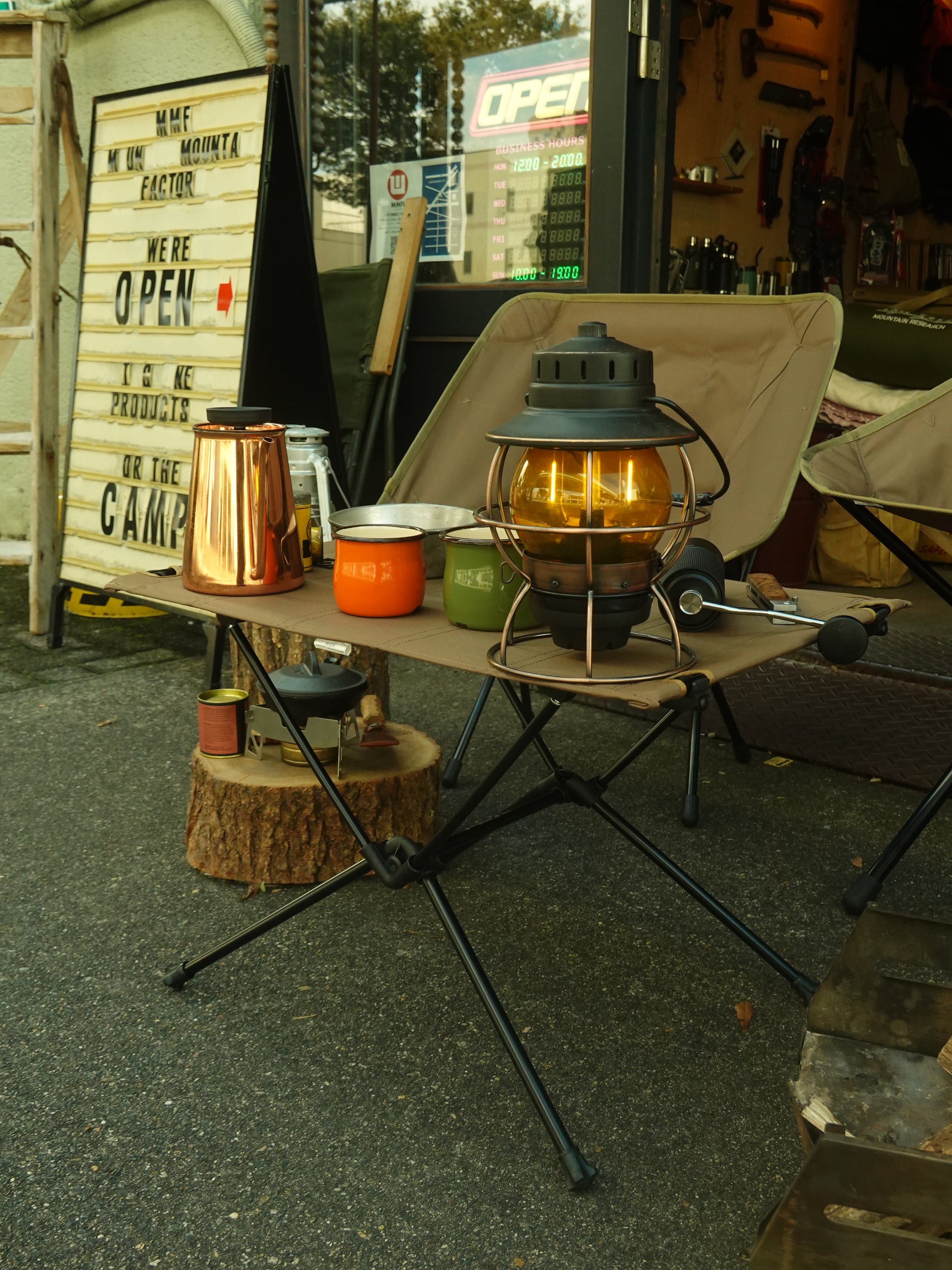 Helinox ヘリノックス タクティカルテーブル M コヨーテ TAC Helinox Tac. テーブル M / コヨーテタン ヘリノックス – mountain