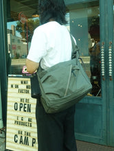 画像をギャラリービューアに読み込む, F/CE. TEXTURED TWILL FUROSHIKI 2WAY SHOULDER / エフシーイー テクスチャード ツイル フロシキ 2ウェイ ショルダー
