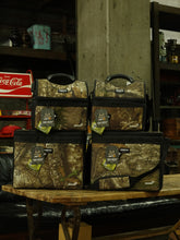 画像をギャラリービューアに読み込む, Realtree APX®ソフトクーラー GRIPPER 16CAN/28CAN
