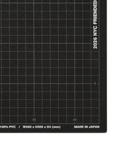 画像をギャラリービューアに読み込む, FRIEND EDITIONS × FreshService UTILITY CUTTING MAT
