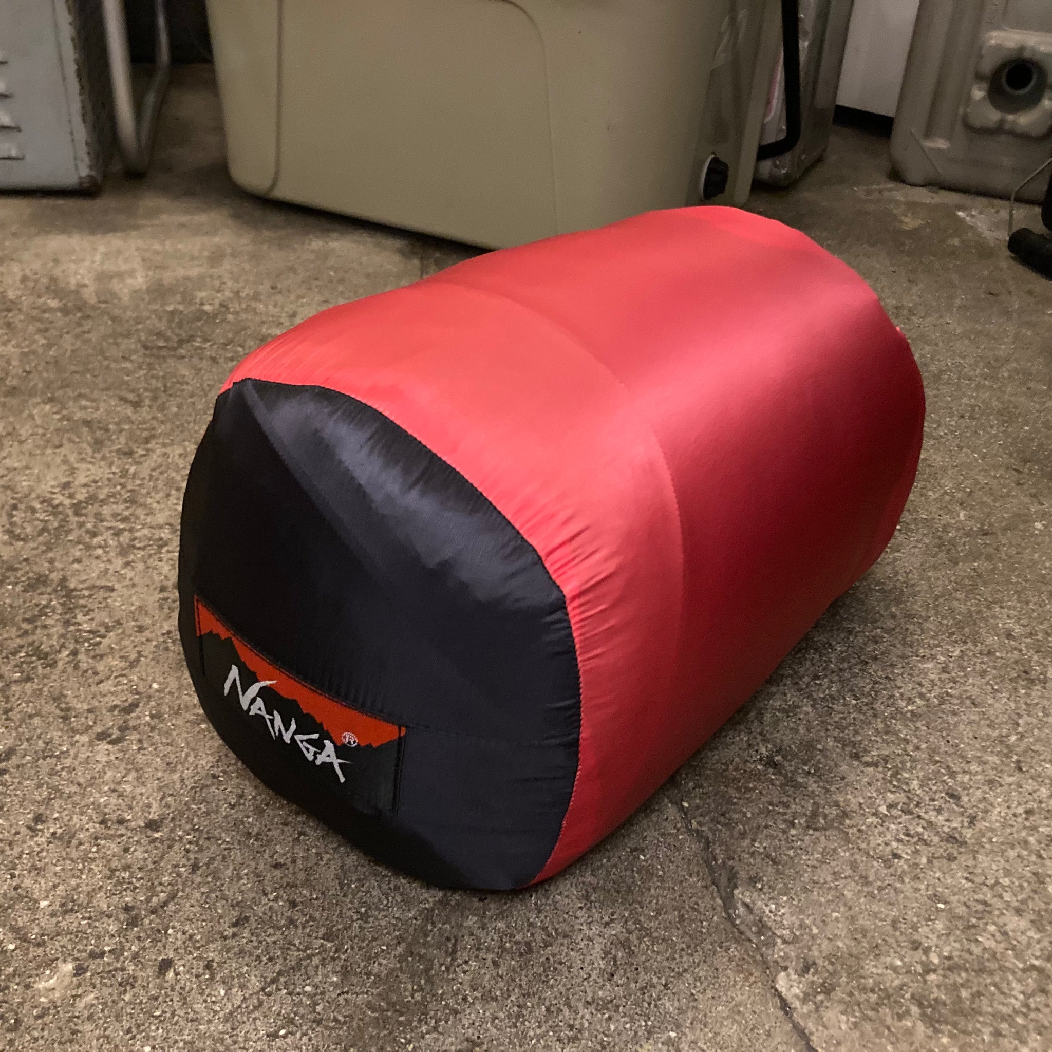 NANGA オーロラライト 600DX レギュラーサイズ (コヨーテ NANGA オーロラライト 600DX レギュラーサイズ (コヨーテ